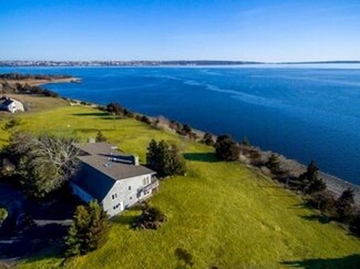 200 Bay Point Rd, Swansea, MA 02777