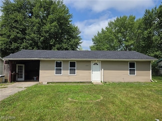 2500 Redgate Ln, Youngstown, OH 44511