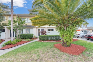 7908 Los Robles Ct, Jacksonville, FL 32256