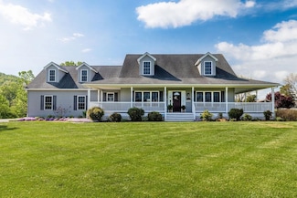 1916 Tinkling Spring Rd, Stuarts Draft, VA 24477