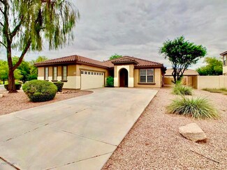 6925 S Opal Dr, Chandler, AZ 85249