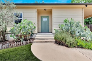 607 5th St, Marble Falls, TX 78654