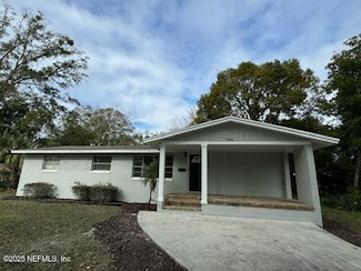 7910 Lake Park Dr, Jacksonville, FL 32208