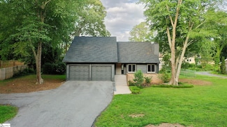 913 Berkeley Dr, Clemson, SC 29631