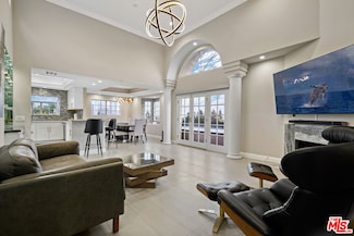 10627 Ashton Ave Unit 302, Los Angeles, CA 90024