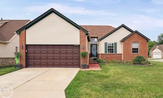 46795 Heather Ln Unit 158, Chesterfield, MI 48051