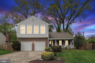 8433 Hunt Valley Dr, Vienna, VA 22182