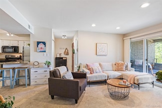 5300 E Cherry Creek Dr S Unit 124, Denver, CO 80246
