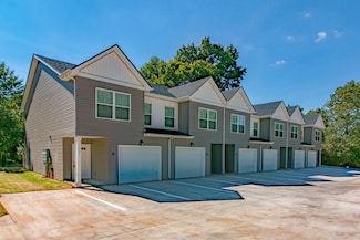 1960 Batts Ln Unit I, Clarksville, TN 37042