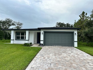 2514 W Lawrence Ct, Citrus Springs, FL 34434