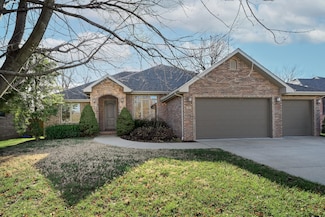 3692 W Broadmoor St, Springfield, MO 65807
