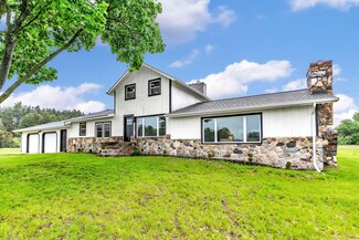 5853 W 112th St, Grant, MI 49327