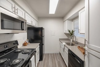 11715 S Glen Dr Unit 401-1, Houston, TX 77099