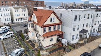 43 Cedar Place, Yonkers, NY 10705