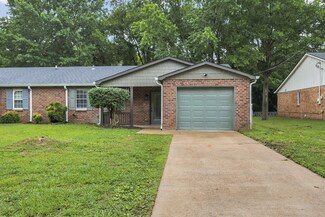 1426 E Cedar Ln, Madison, TN 37115