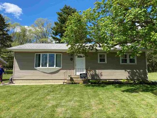 5455 Sandbeach Rd, Grass Lake, MI 49240