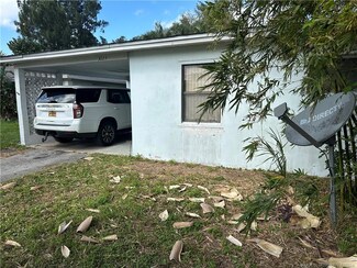 3023 SE Banyan St, Stuart, FL 34997