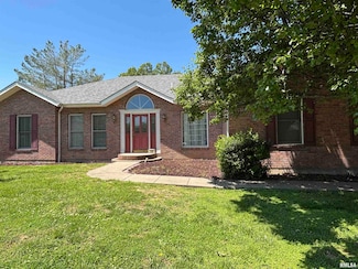 212 Orange St, Anna, IL 62906
