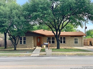 1310 Oblate Dr, San Antonio, TX 78216