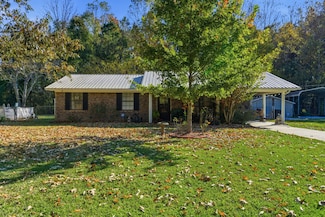 81 Mollie Boutwell Rd, Laurel, MS 39443