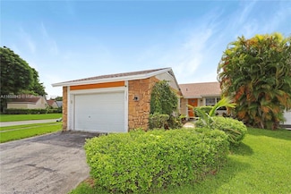 1362 Pelican Ct, Homestead, FL 33035