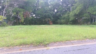 1014 W Webster Dr, Pensacola, FL 32505
