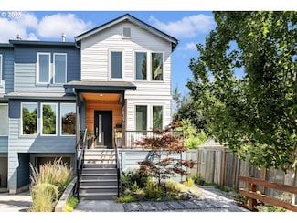 839 NE Ashley St, Portland, OR 97211