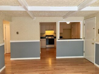 52 Swanson Ct Unit 22B, Boxborough, MA 01719
