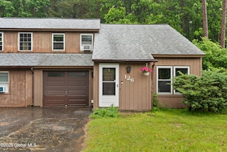 126 Arrow Wood Place, Ballston Spa, NY 12020