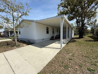 12266 Hallmark Ave, Brooksville, FL 34613