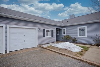 57 Applewood Dr, Chicopee, MA 01022
