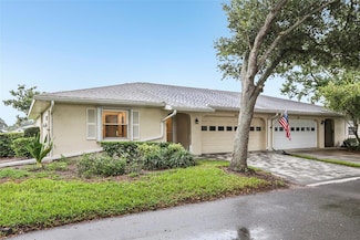 2603 Lancaster Dr, Sun City Center, FL 33573