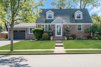 519 Ryeside Ave, New Milford, NJ 07646