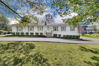 410 Shawnee Dr, Columbia, TN 38401