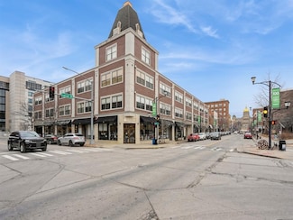 400 E Locust St Unit 209, Des Moines, IA 50309