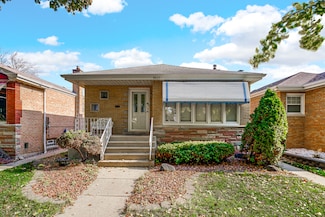 8627 S Kostner Ave, Chicago, IL 60652
