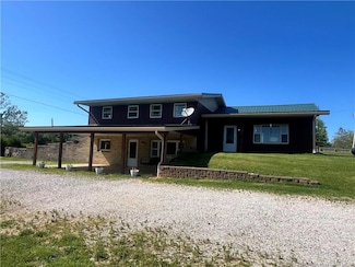 284 Deer Run Rd, Orleans, IN 47452