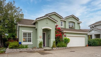 266 Cambridge Ln, Petaluma, CA 94952