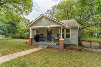 297 Watauga St, Franklin, NC 28734