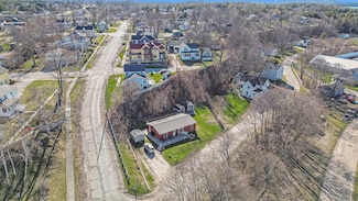 404 Ellsworth St, Saint Ignace, MI 49781