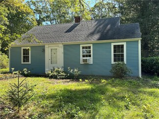 46 Alton Bradford Rd, Bradford, RI 02808