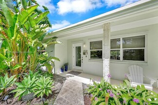 15730 SW 87th Ct, Palmetto Bay, FL 33157