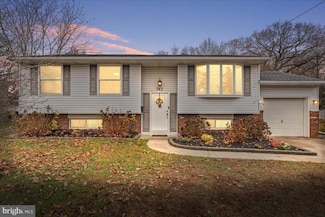 743 Lois Dr, Williamstown, NJ 08094