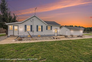 1455 E Fitchburg Rd, Stockbridge, MI 49285