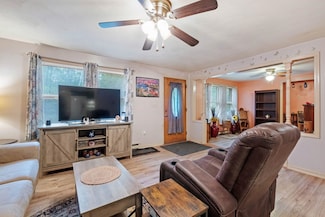 237 Weirs Rd, Gilford, NH 03249