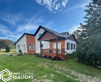 2782 270th St, Marshalltown, IA 50158
