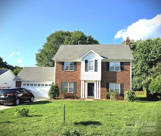 6821 Millingden Ct, Charlotte, NC 28277
