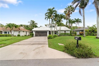 955 Hidden Terrace Rd, Naples, FL 34104