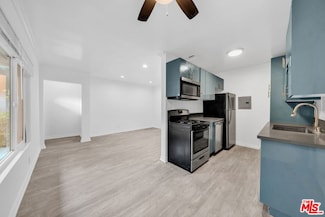 2636 Kansas Ave Unit 2, Santa Monica, CA 90404