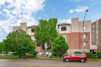 210 Des Plaines Ave, Forest Park, IL 60130